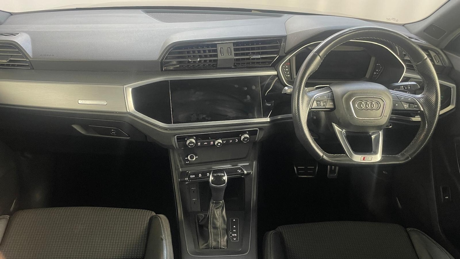 Used Audi Q3 2021 for sale - 76012868: Photo 10