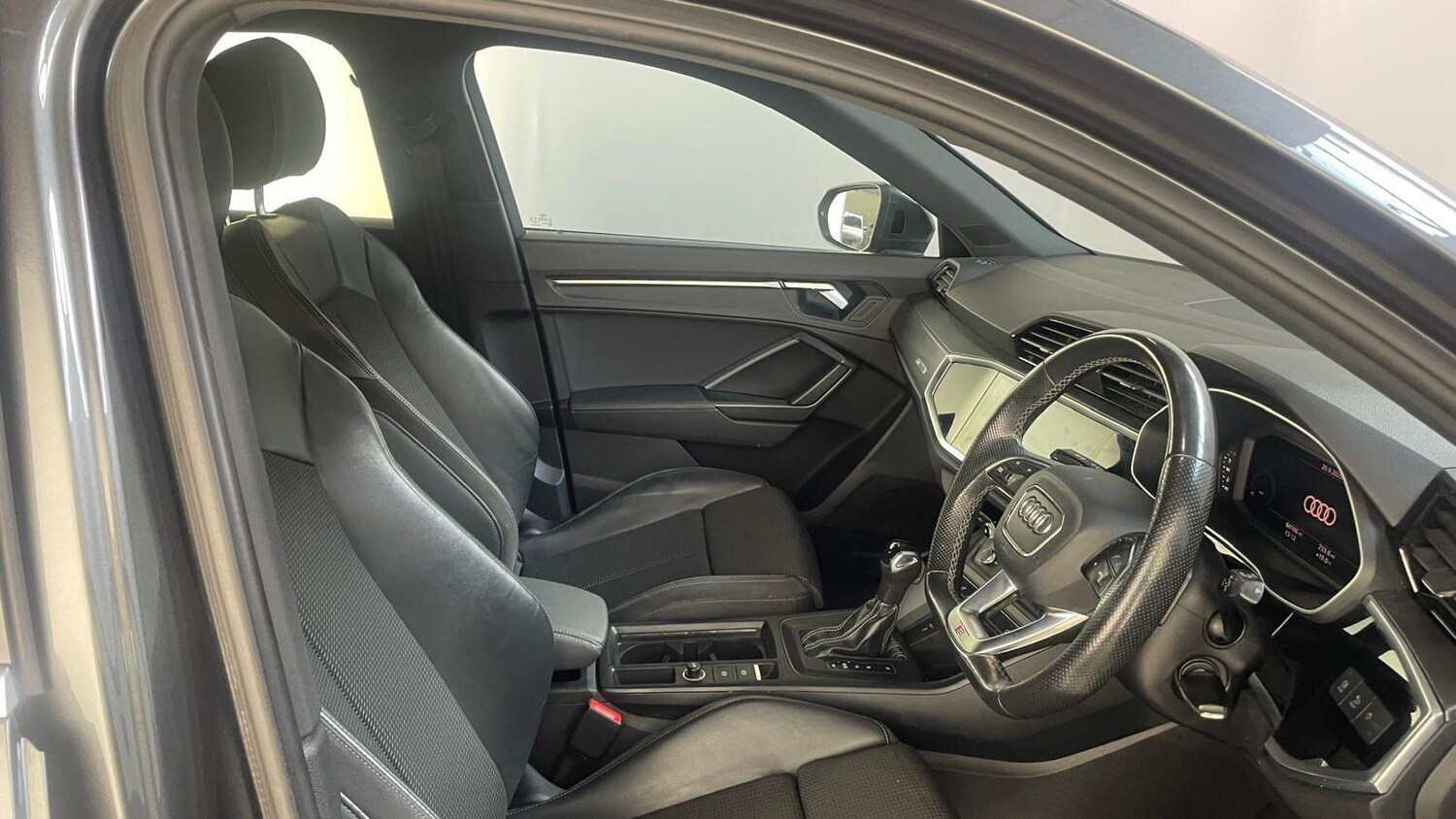 Used Audi Q3 2021 for sale - 76012868: Photo 13