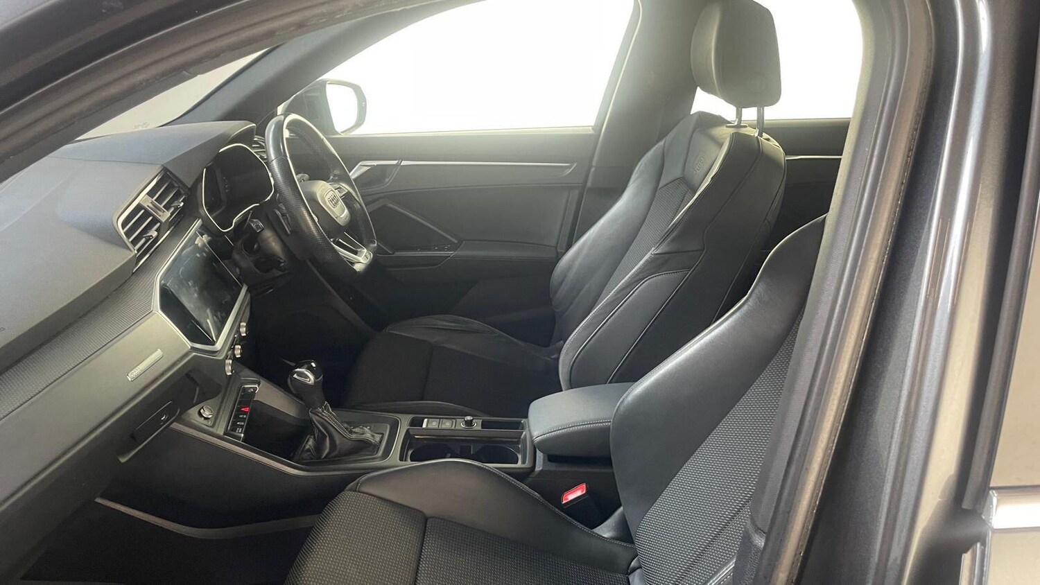 Used Audi Q3 2021 for sale - 76012868: Photo 15