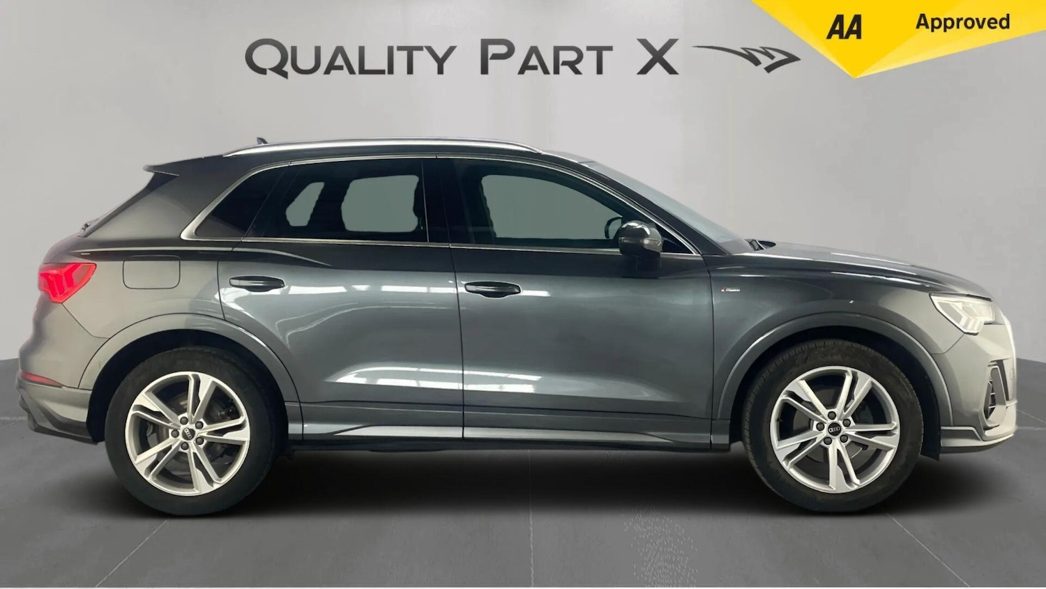 Used Audi Q3 2021 for sale - 76012868: Photo 2