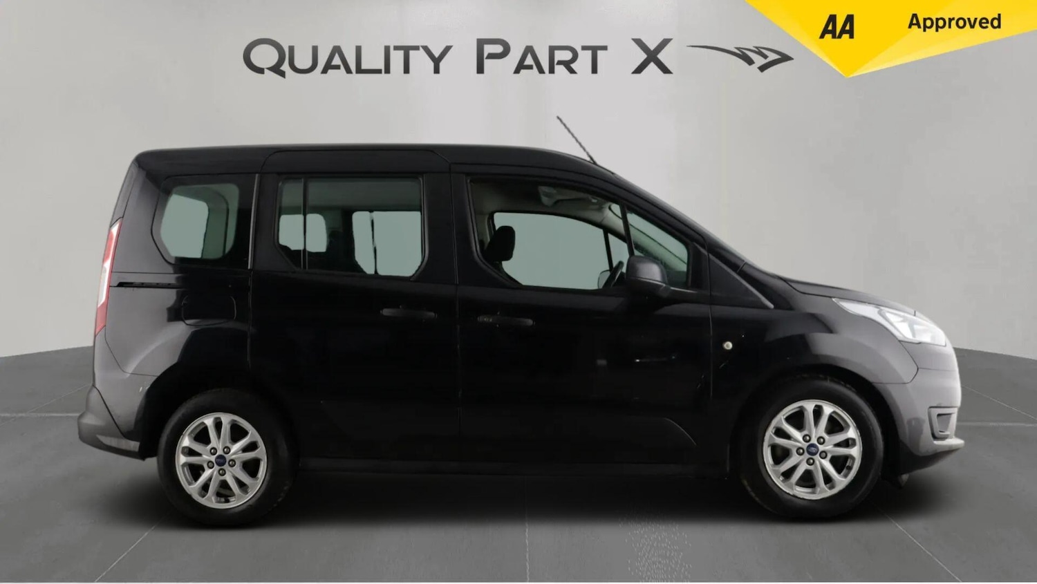 Used Ford Tourneo Connect 2022 for sale - 76612782: Photo 2