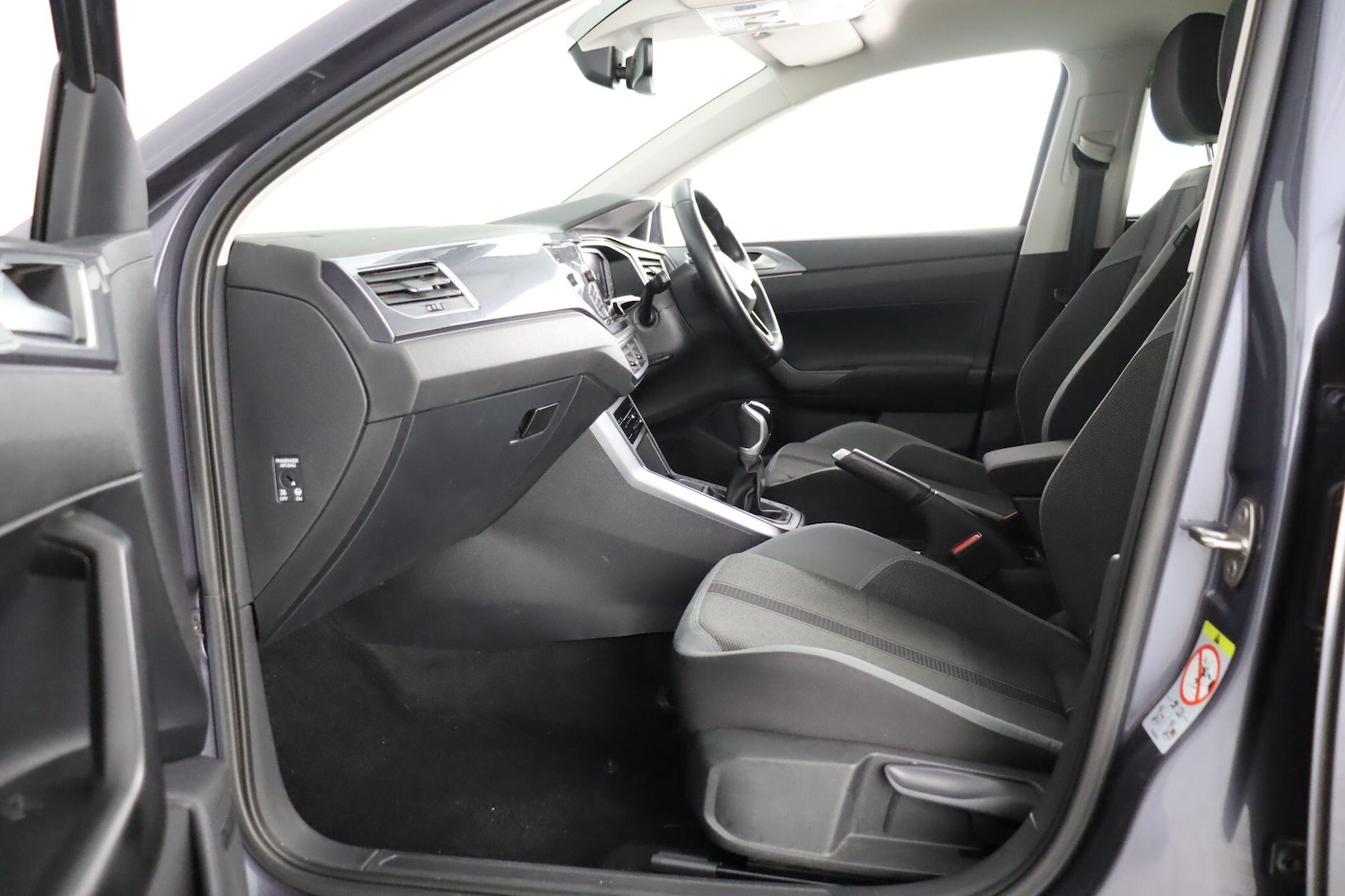 Used Volkswagen Polo 2022 for sale - 76952843: Photo 15