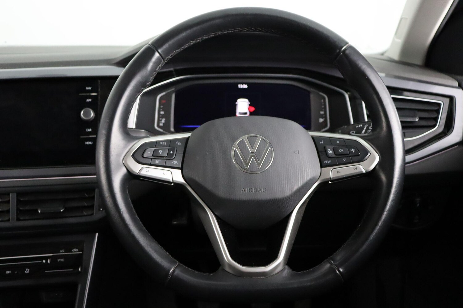 Used Volkswagen Polo 2022 for sale - 76952843: Photo 9