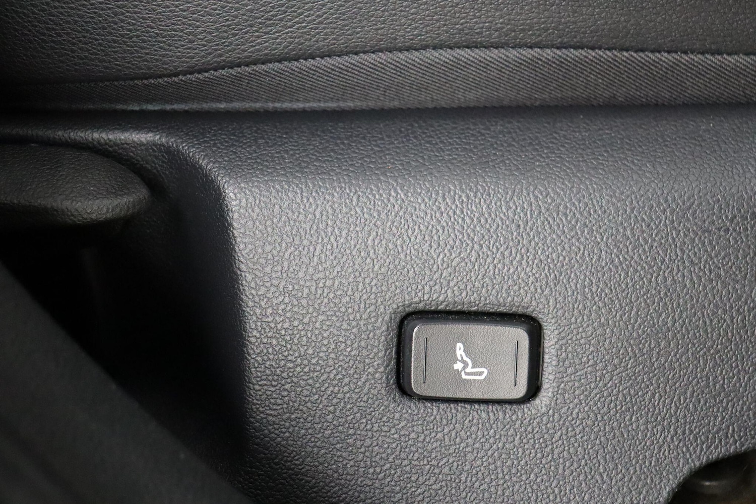 Used Toyota Corolla 2020 for sale - 77425344: Photo 14