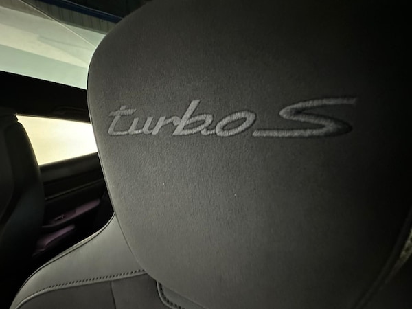 Used Porsche Taycan 2020 for sale - 75720280: Photo 12