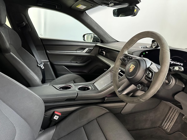 Used Porsche Taycan 2020 for sale - 75720280: Photo 14