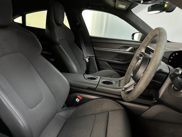 Used Porsche Taycan 2020 for sale - 75720280: Photo 15