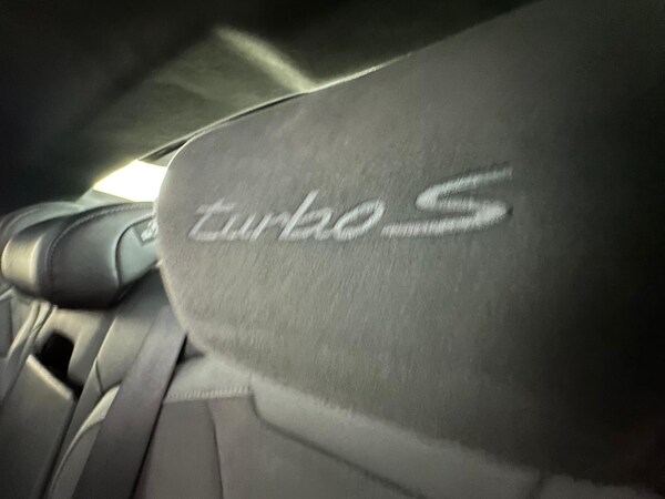 Used Porsche Taycan 2020 for sale - 75720280: Photo 20