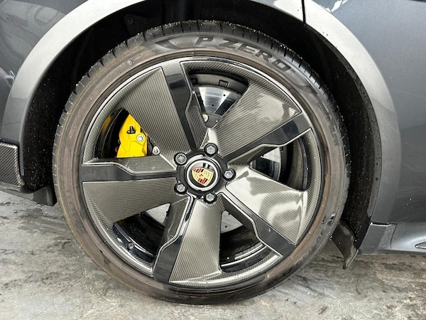 Used Porsche Taycan 2020 for sale - 75720280: Photo 38