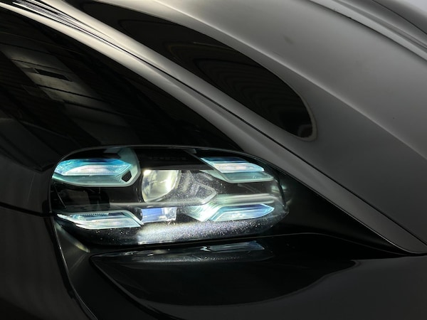 Used Porsche Taycan 2020 for sale - 75720280: Photo 42