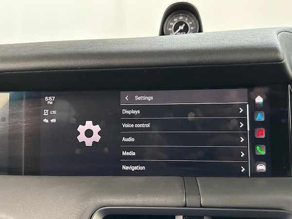 Used Porsche Taycan 2020 for sale - 75720280: Photo 63