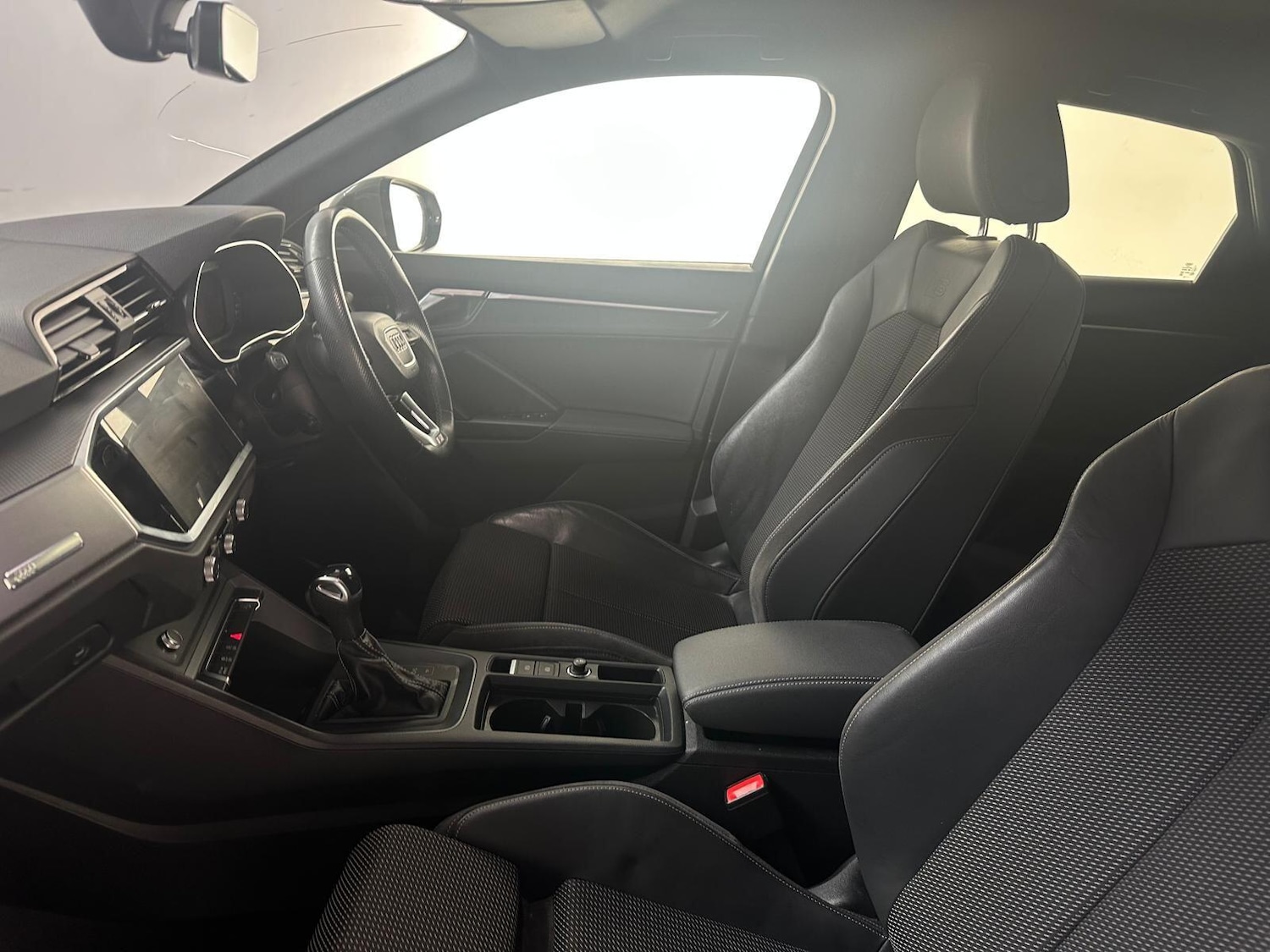 Used Audi Q3 2022 for sale - 76001744: Photo 10