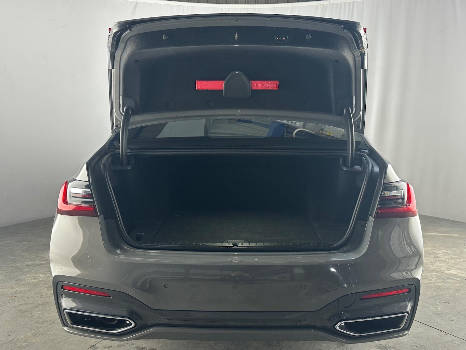 Used BMW 7 Series 2022 for sale - 76337284: Photo 51