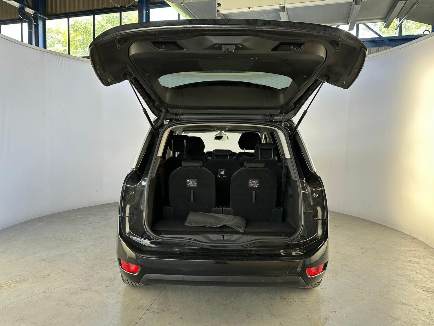 Vehicle 37