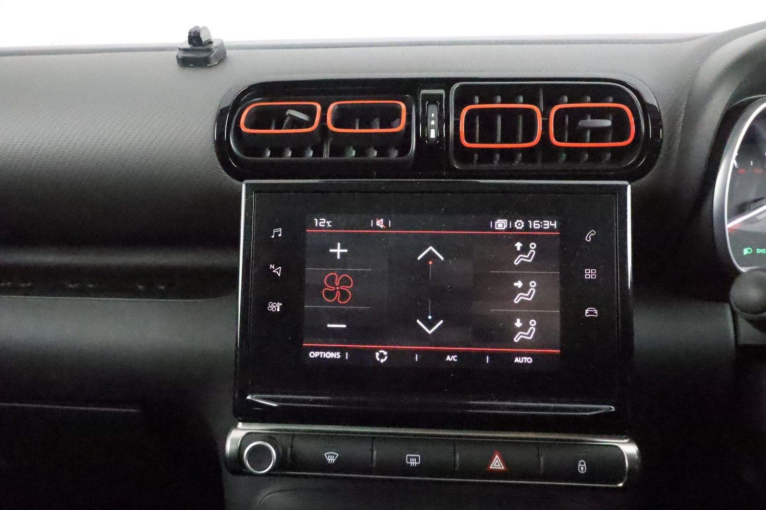 Used Citroen C3 Aircross 2021 for sale - 76743607: Photo 17