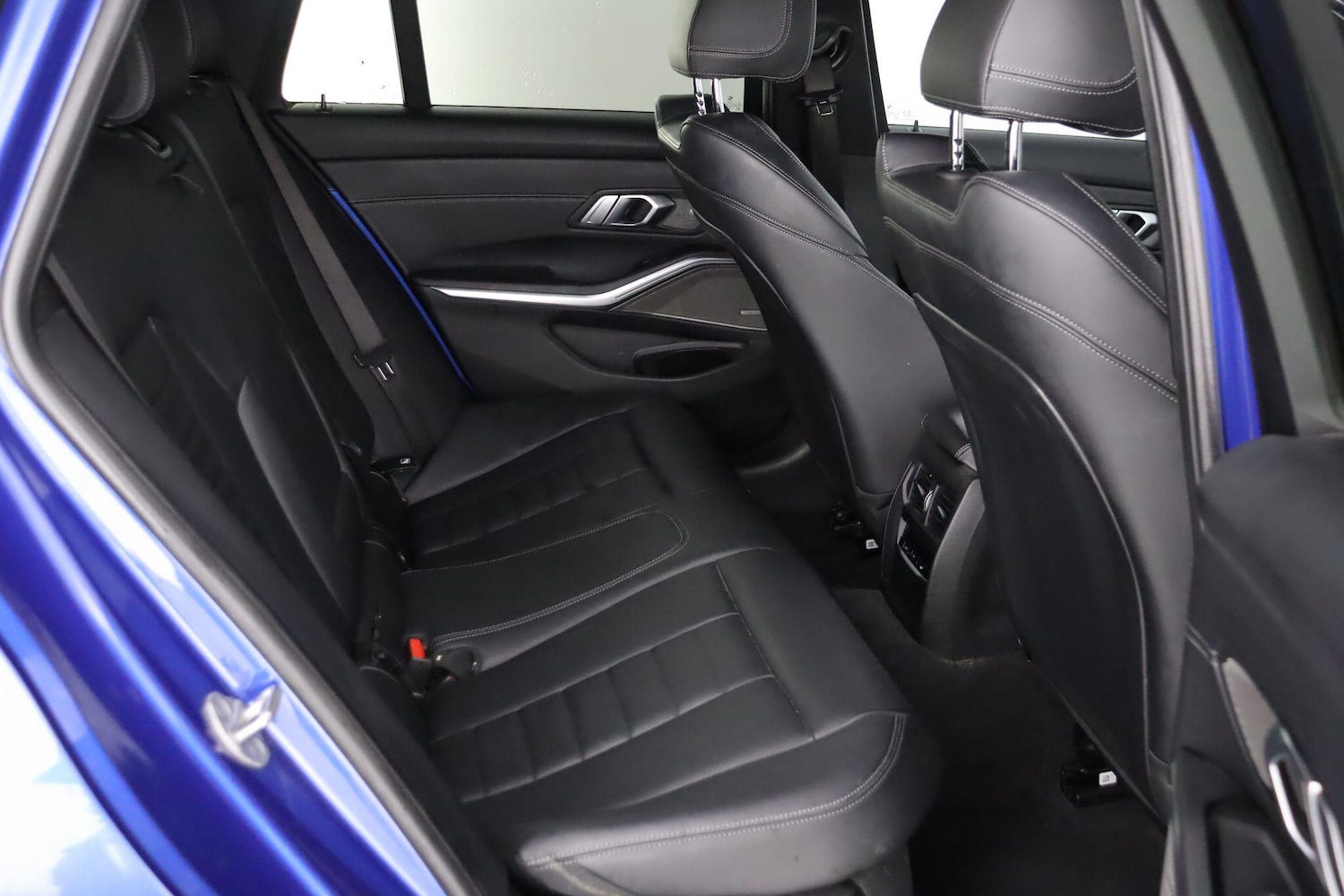 Used BMW 3 Series 2021 for sale - 77120170: Photo 12