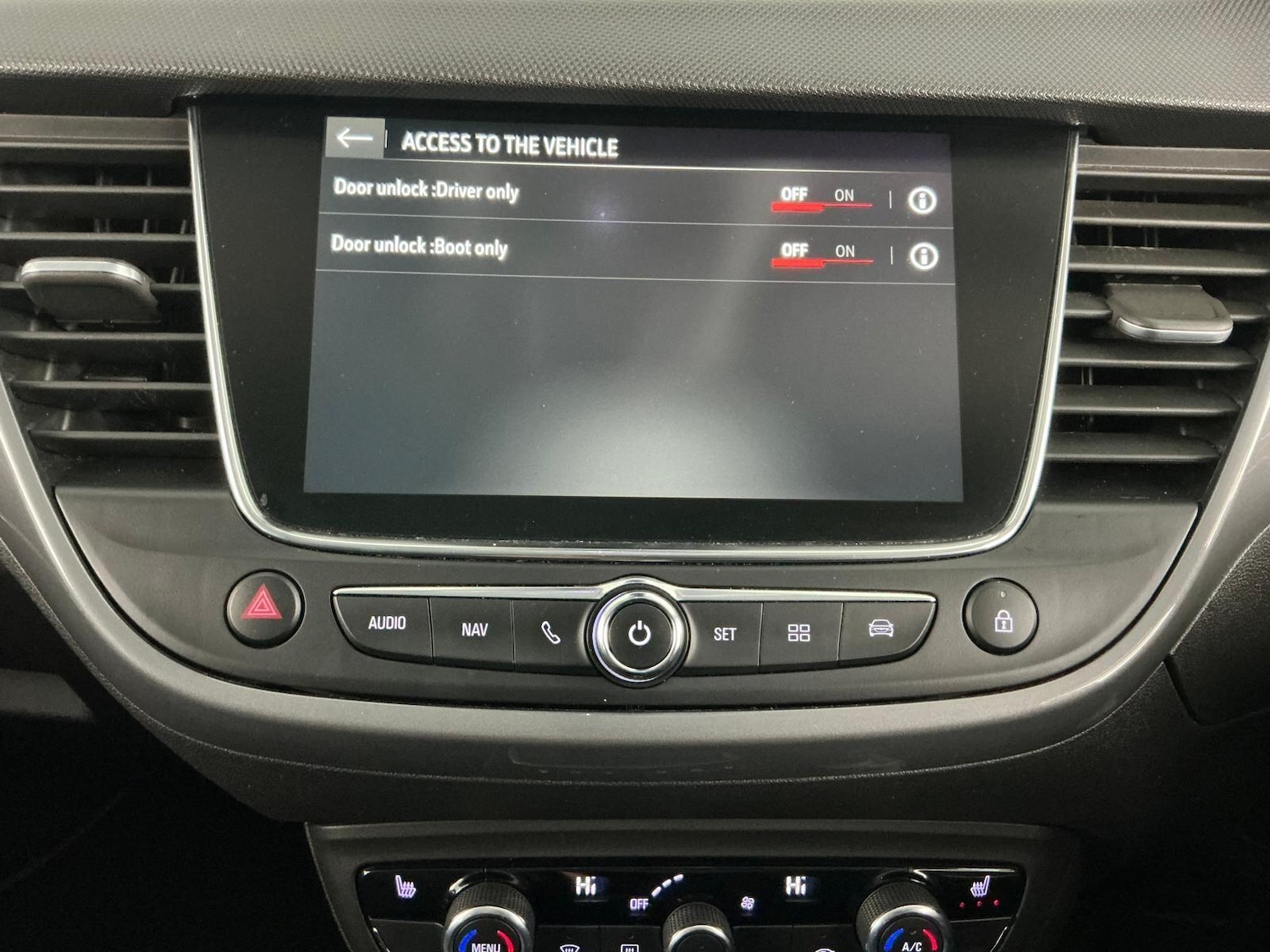 Used Vauxhall Crossland 2021 for sale - 76714172: Photo 33