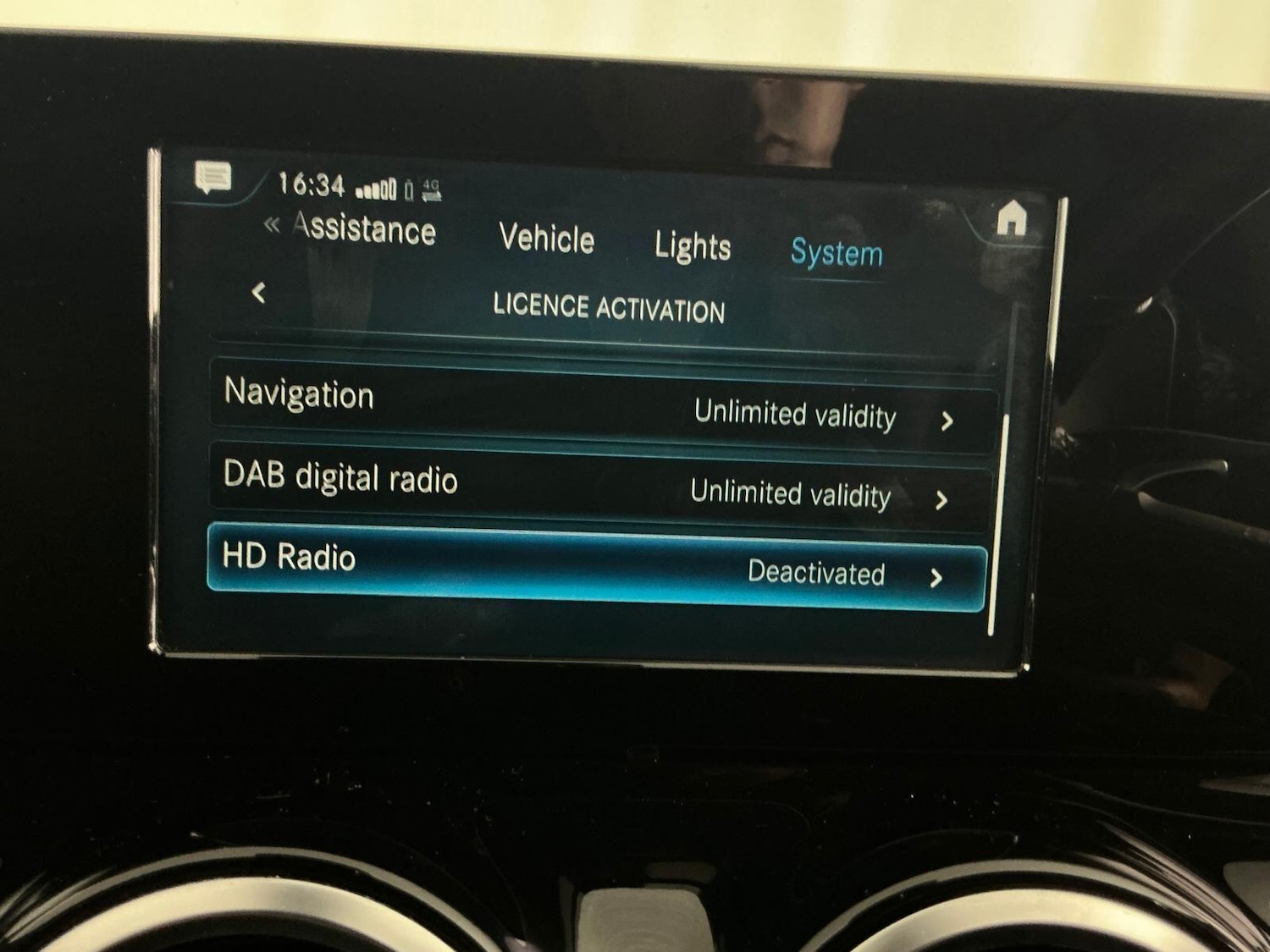 Used Mercedes-Benz GLA 2020 for sale - 76573479: Photo 62