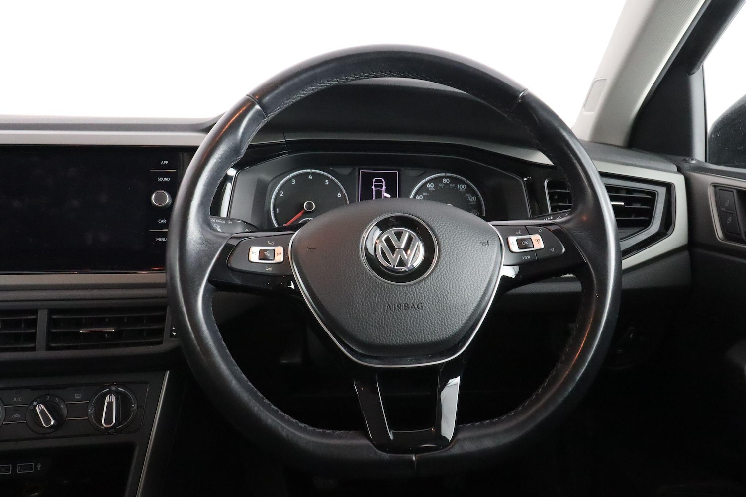 Used Volkswagen Polo 2020 for sale - 76671583: Photo 9