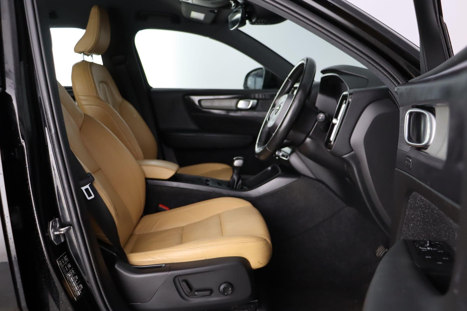 Used Volvo XC40 2020 for sale - 76849906: Photo 13