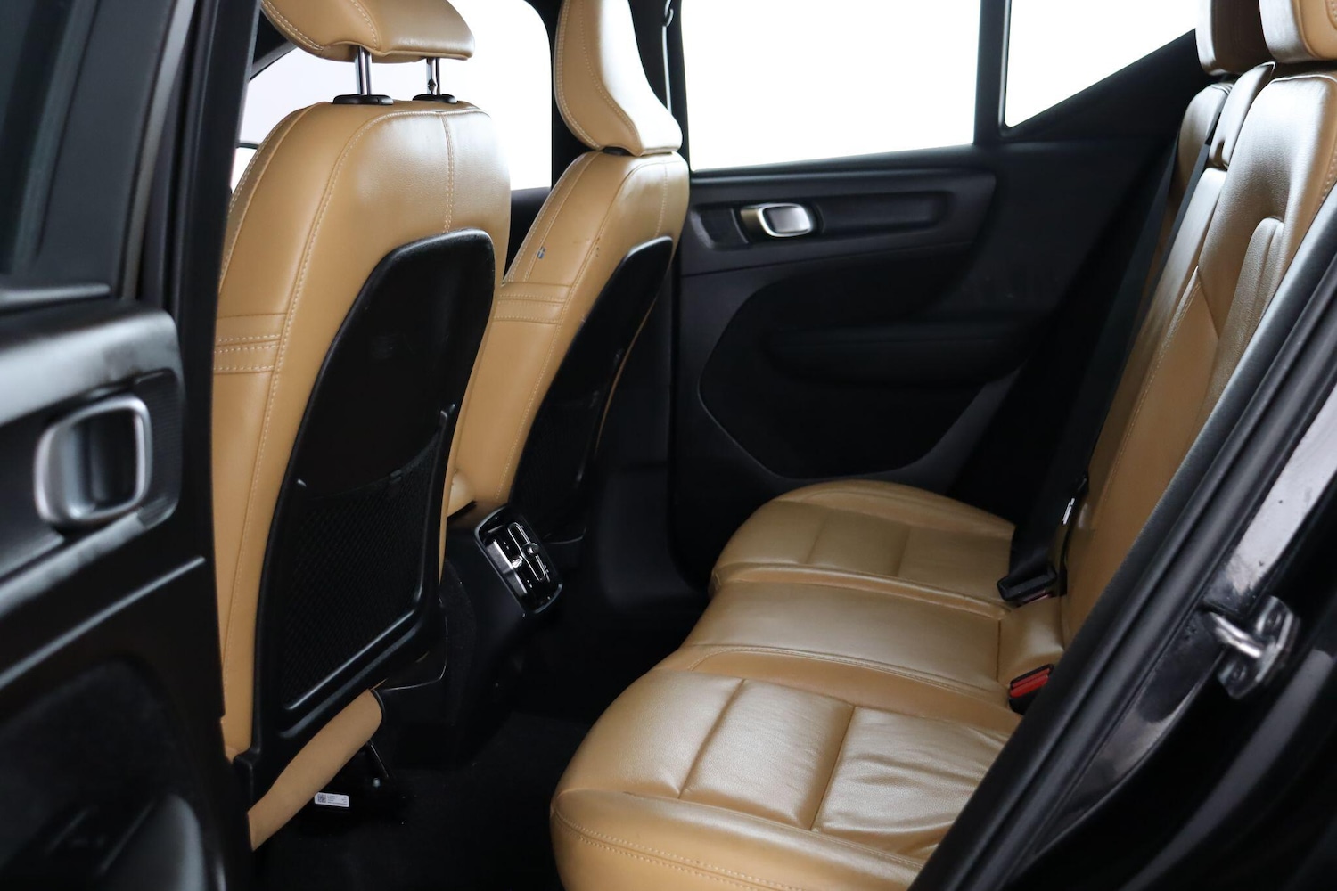 Used Volvo XC40 2020 for sale - 76849906: Photo 15