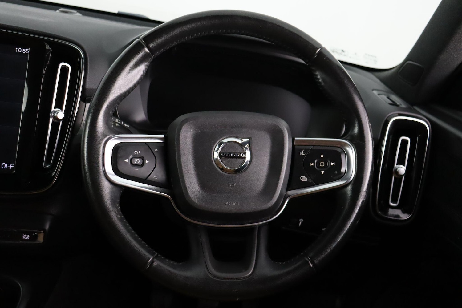 Used Volvo XC40 2020 for sale - 76849906: Photo 9