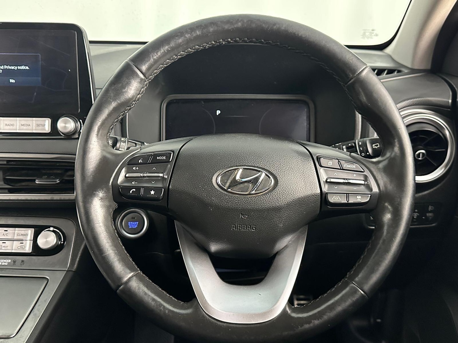Used Hyundai KONA 2022 for sale - 76360698: Photo 6
