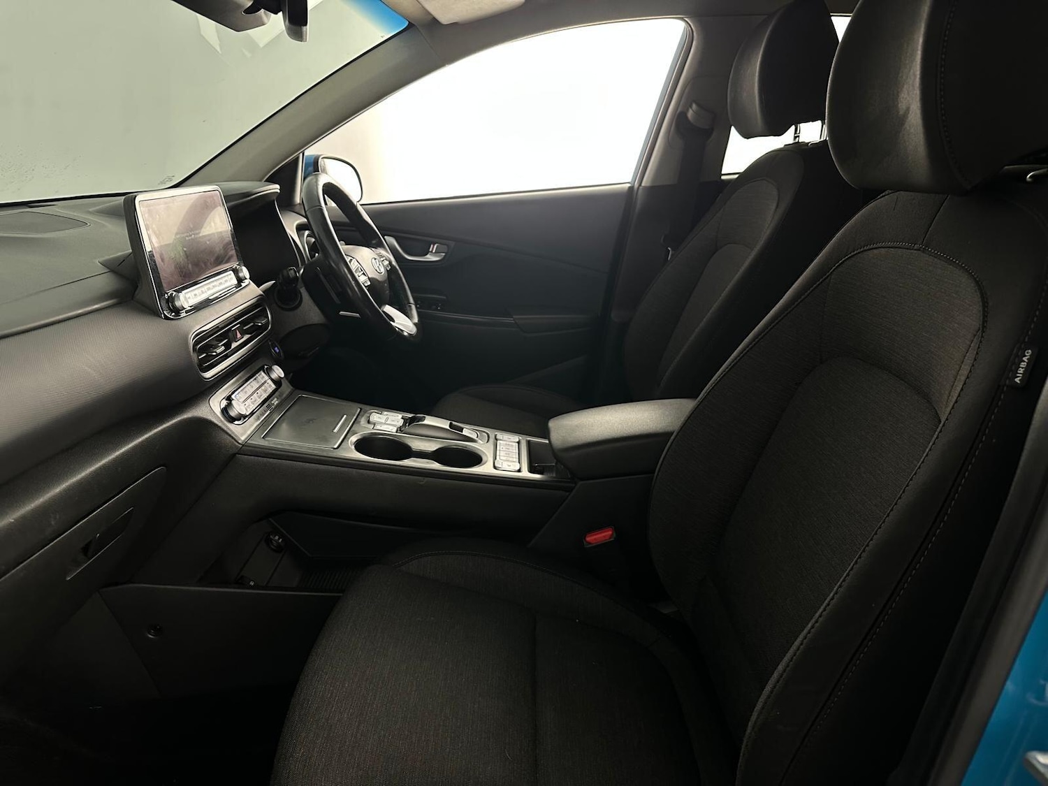 Used Hyundai KONA 2022 for sale - 76360698: Photo 8