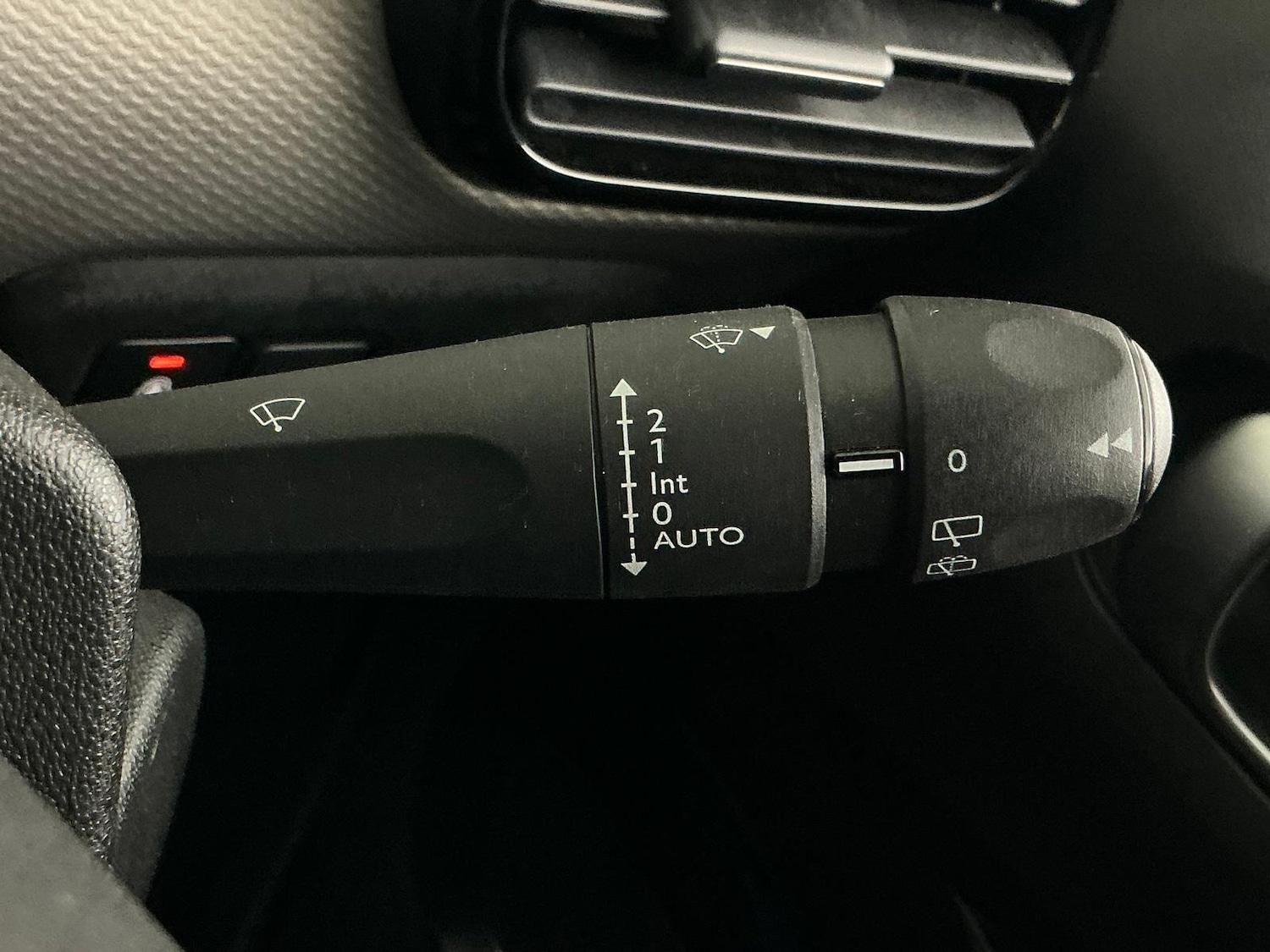 Used Citroen C4 Cactus 2021 for sale - 76573413: Photo 18