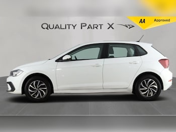 Used Volkswagen Polo 2023 for sale - 77671048: Photo