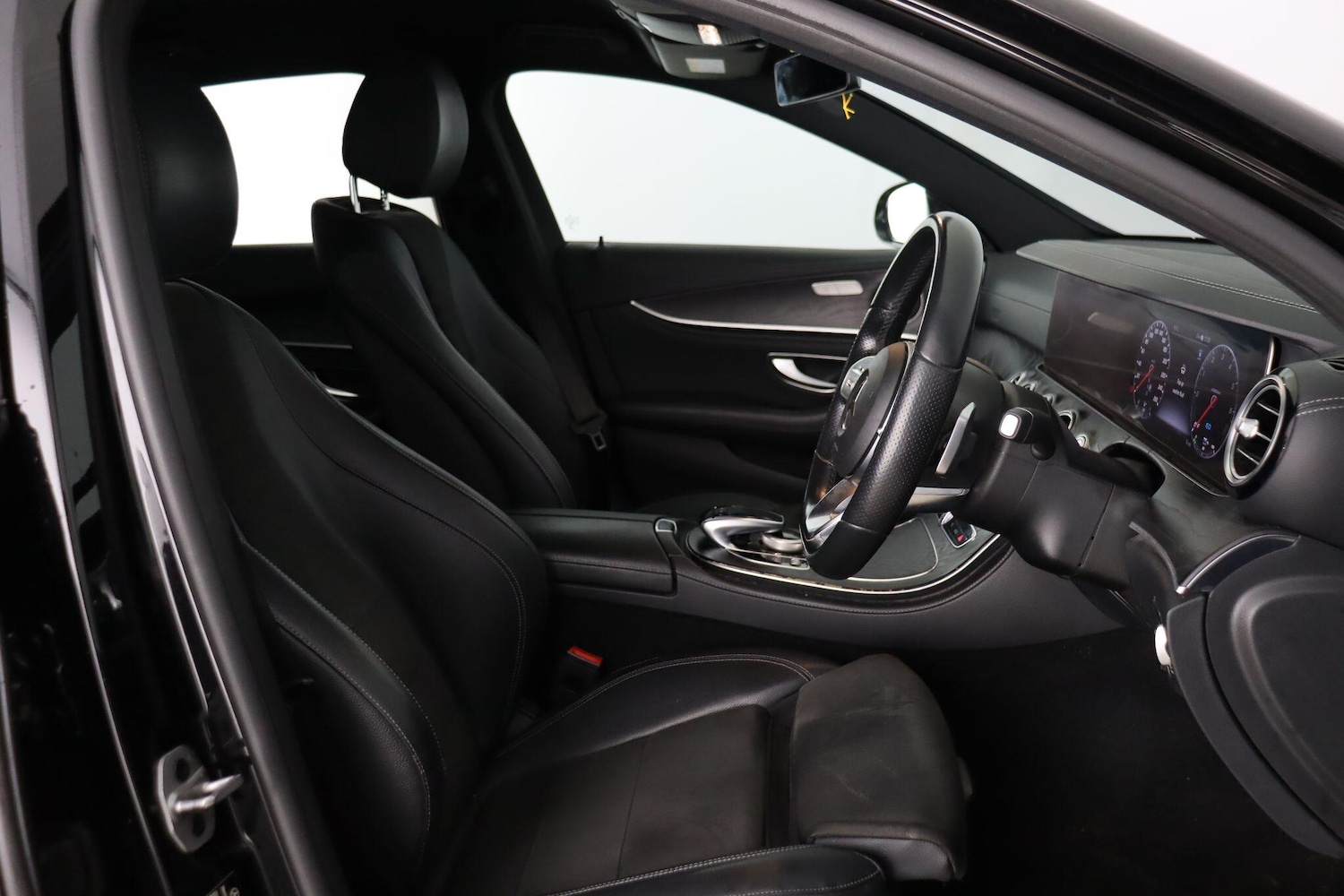 Used Mercedes-Benz E Class 2020 for sale - 77564740: Photo 12