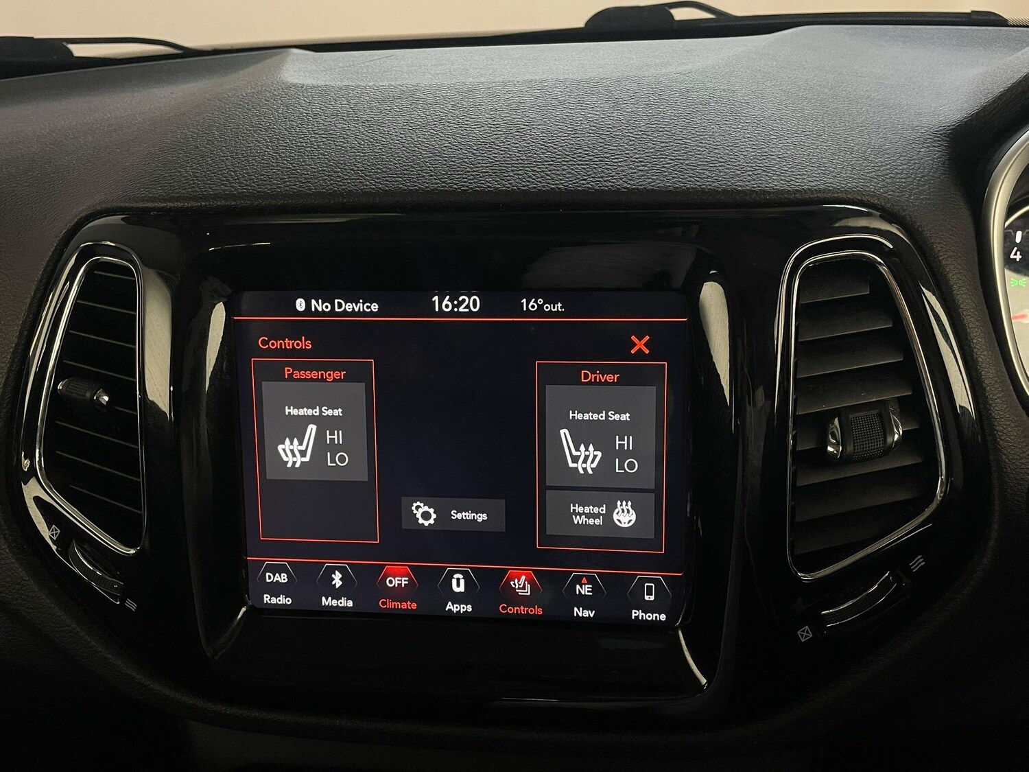 Used Jeep Compass 2020 for sale - 76136445: Photo 28