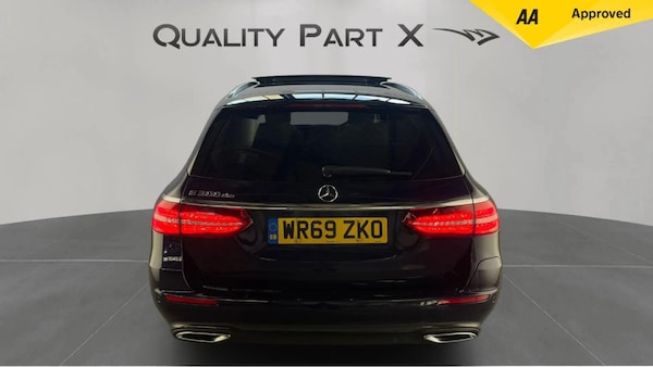 Used Mercedes-Benz E-Class 2019 for sale - 76138670: Photo 4