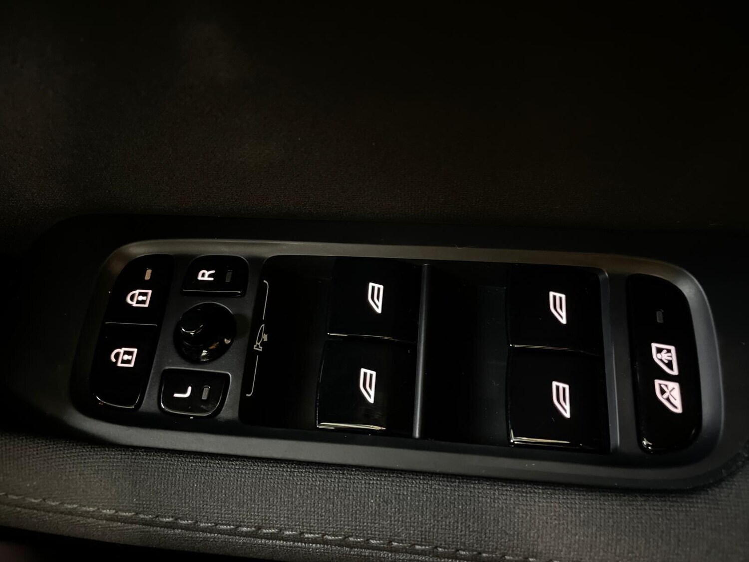 Used Polestar Polestar 2 2022 for sale - 76283439: Photo 20