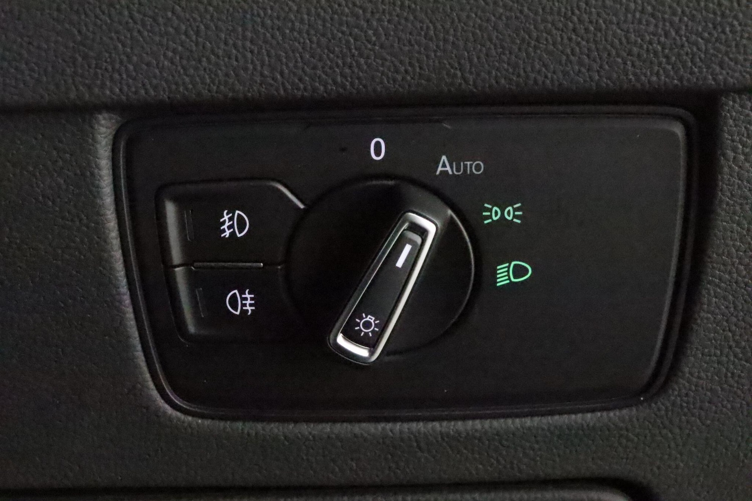 Used Volkswagen Passat 2021 for sale - 76801150: Photo 22