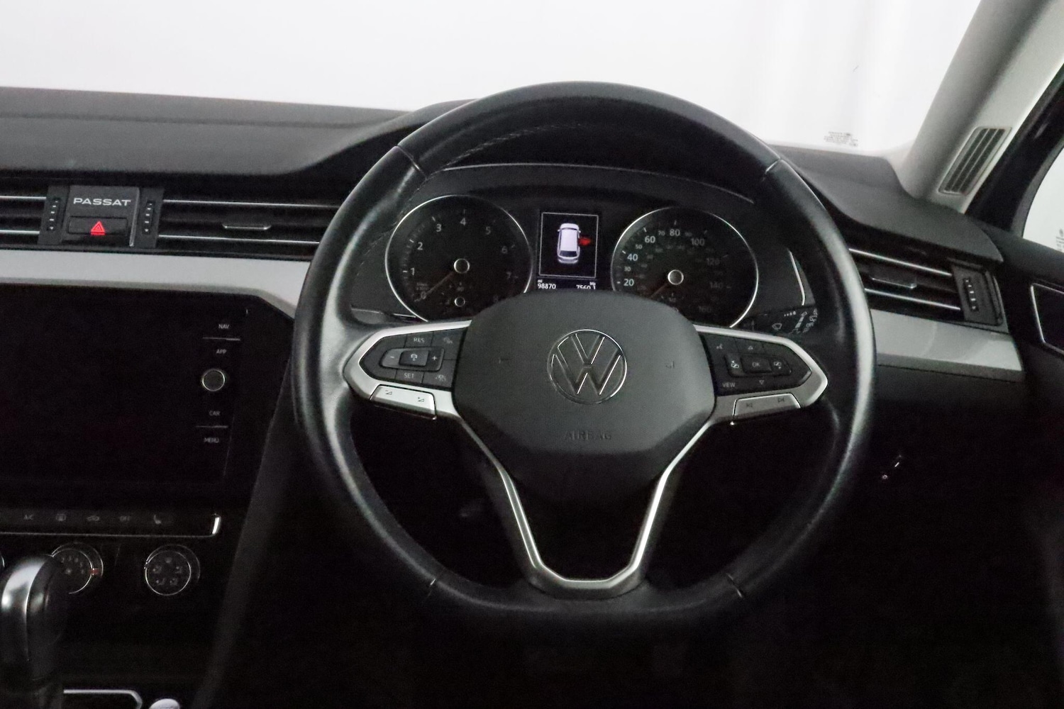 Used Volkswagen Passat 2021 for sale - 76801150: Photo 9