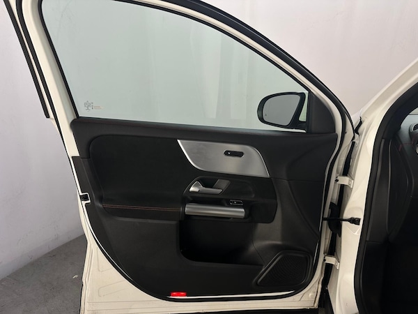 Used Mercedes-Benz EQA 2021 for sale - 76214516: Photo 28
