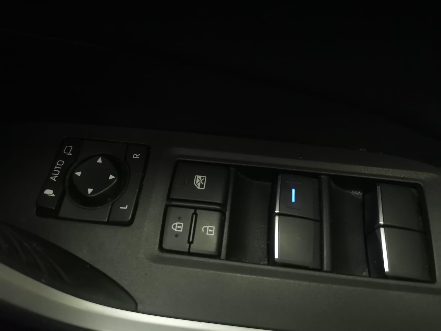 Used Toyota RAV4 2021 for sale - 76361126: Photo 15