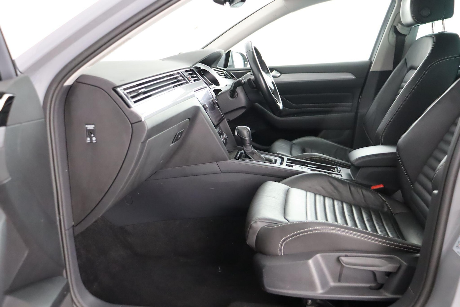 Used Volkswagen Passat 2022 for sale - 77359229: Photo 12