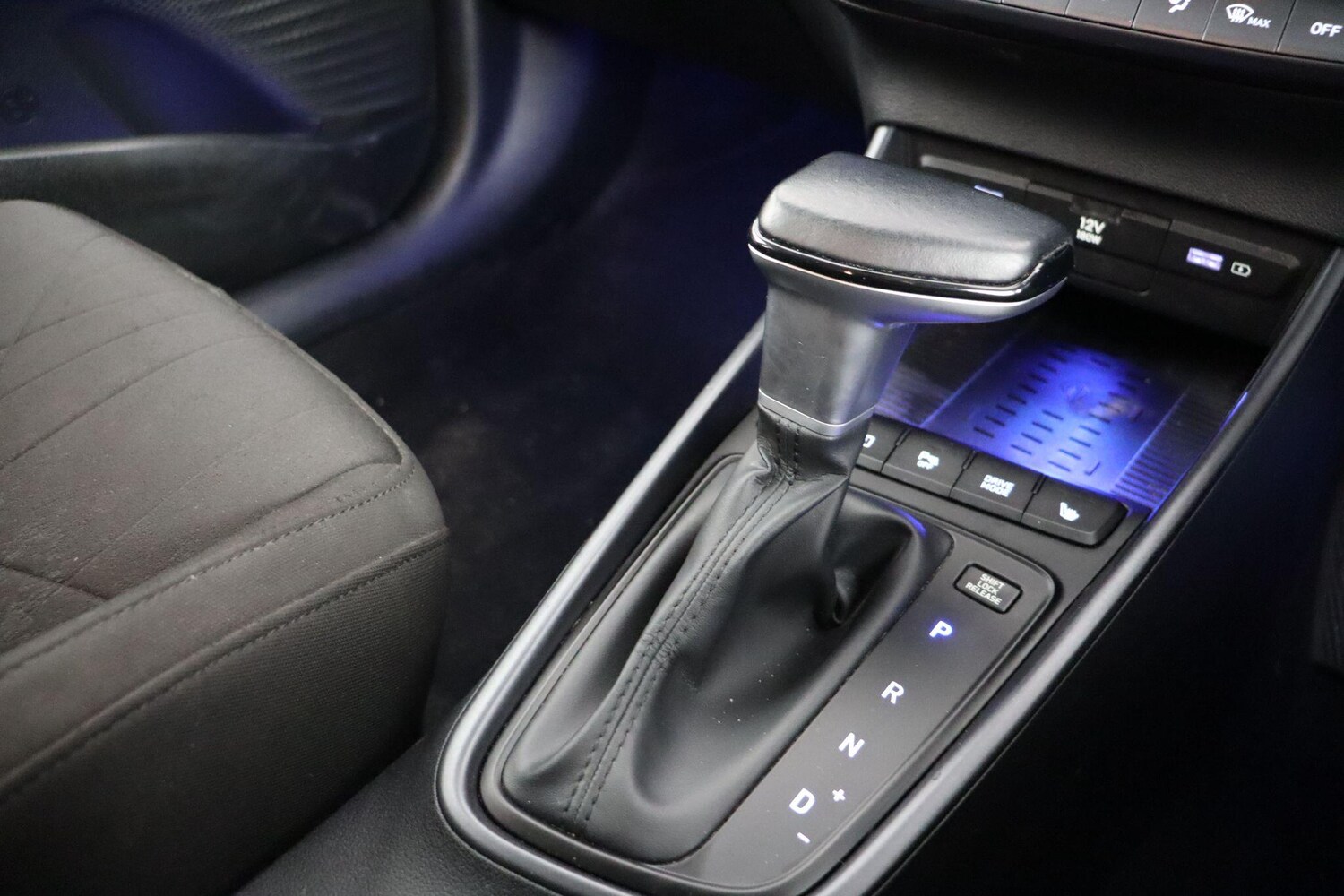 Used Hyundai BAYON 2024 for sale - 76866229: Photo 16