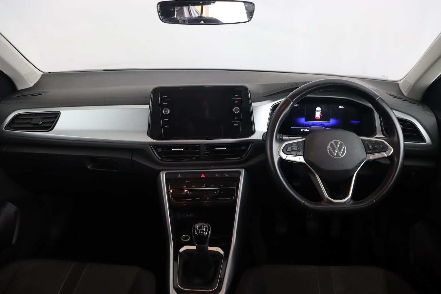 Used Volkswagen T-Roc 2024 for sale - 77586572: Photo 10