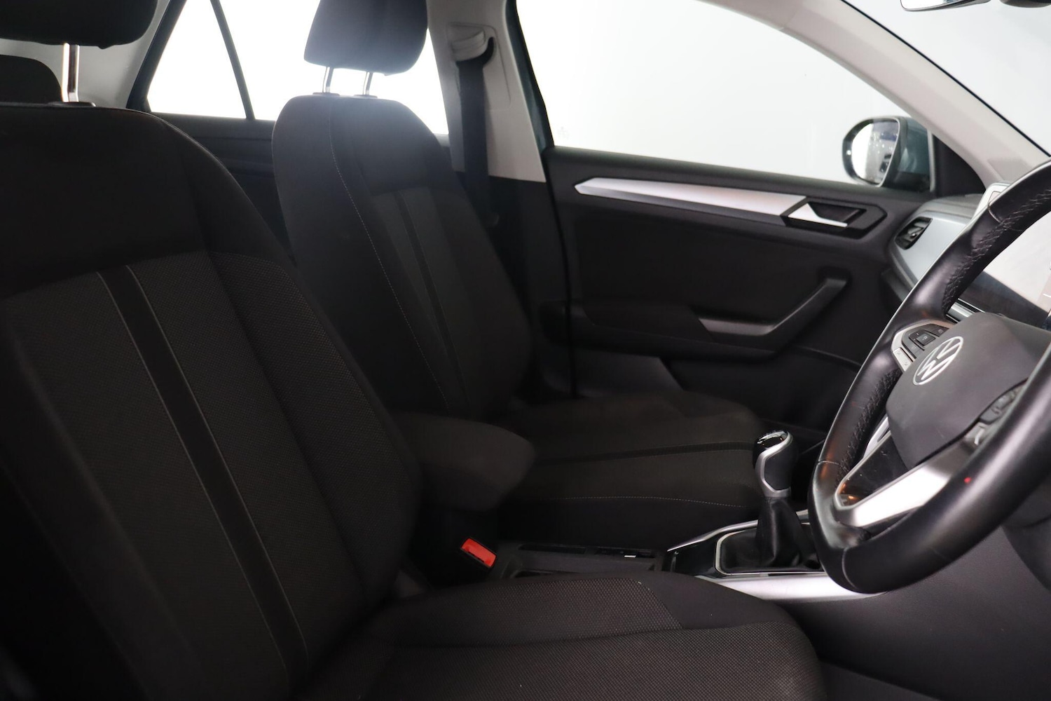 Used Volkswagen T-Roc 2024 for sale - 77586572: Photo 13