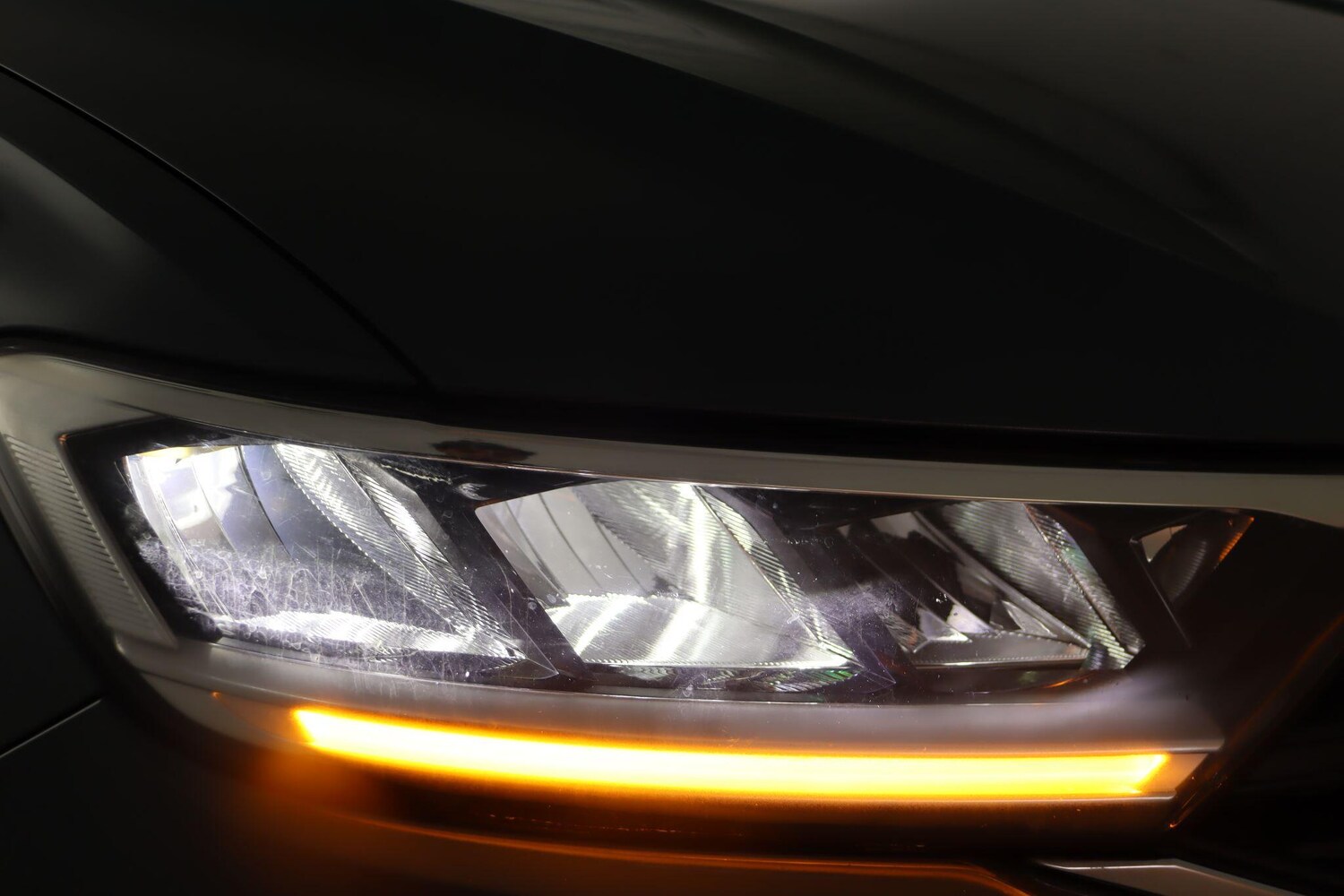 Used Volkswagen T-Roc 2024 for sale - 77586572: Photo 25