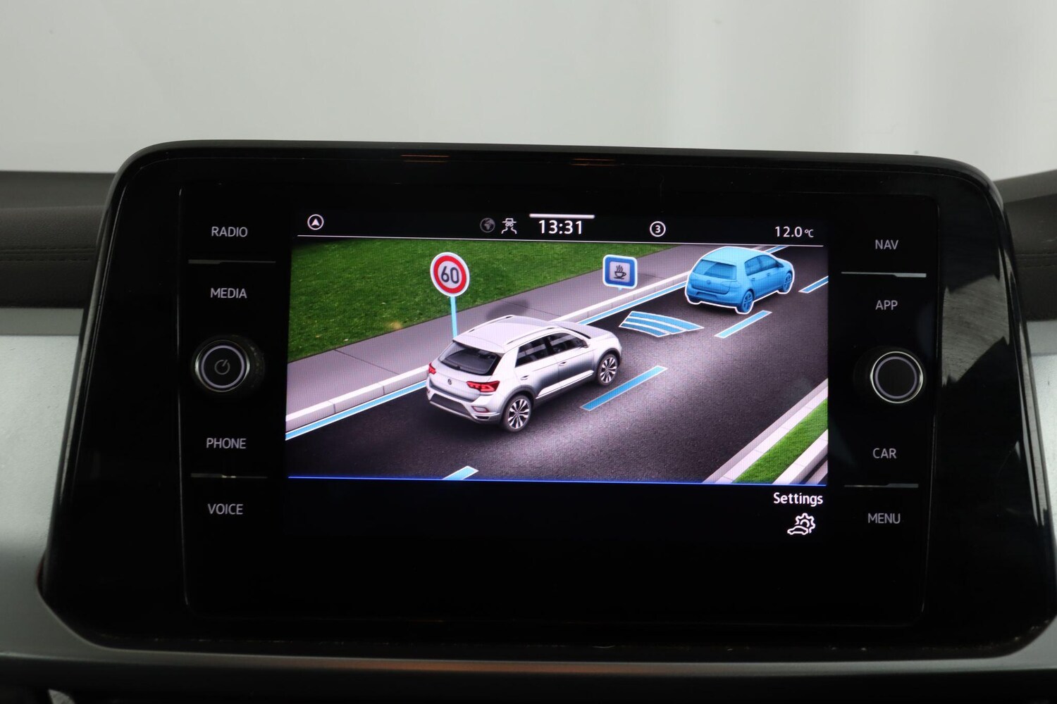 Used Volkswagen T-Roc 2024 for sale - 77586572: Photo 31