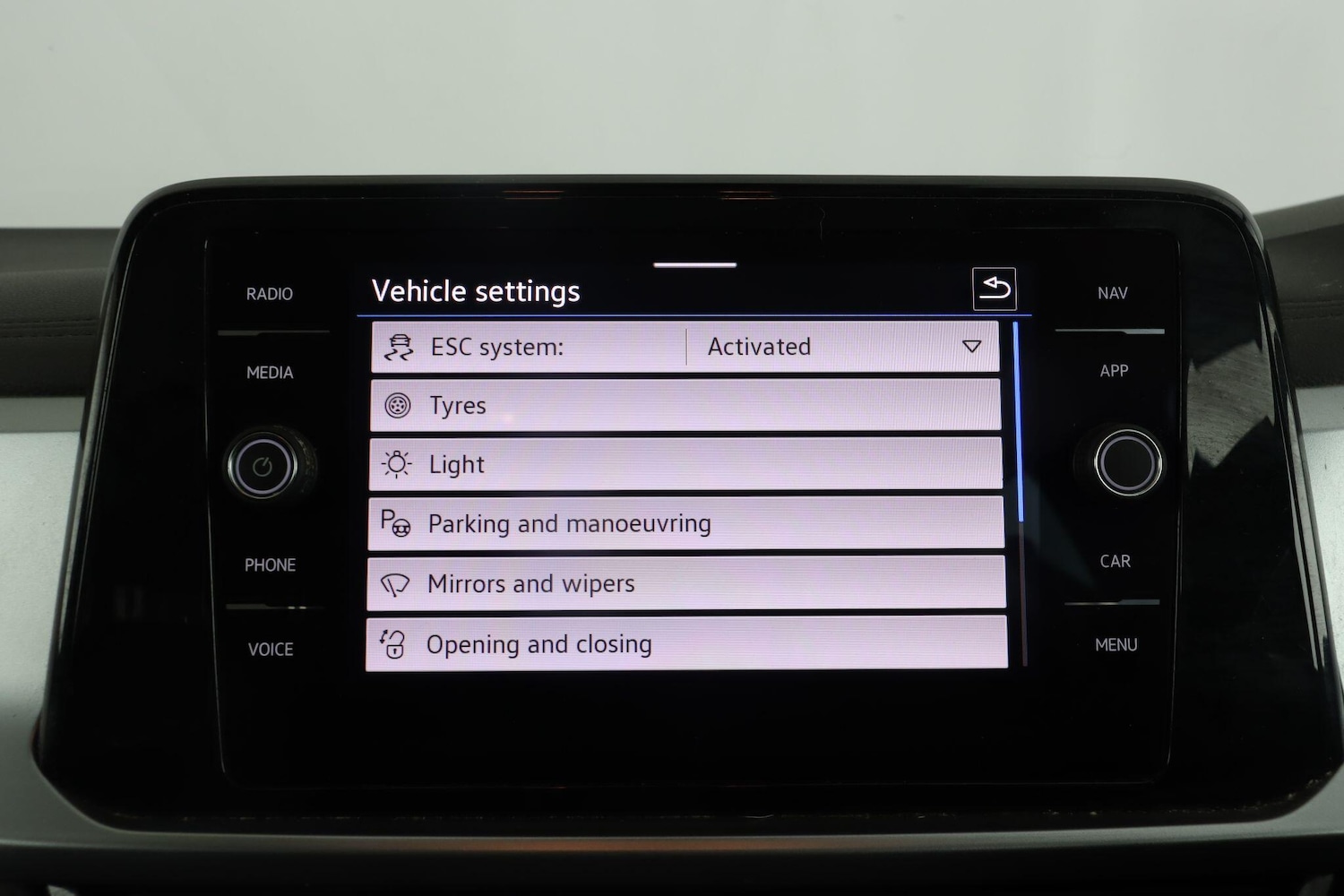 Used Volkswagen T-Roc 2024 for sale - 77586572: Photo 33