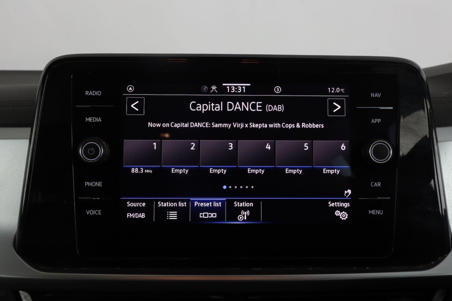 Used Volkswagen T-Roc 2024 for sale - 77586572: Photo 38