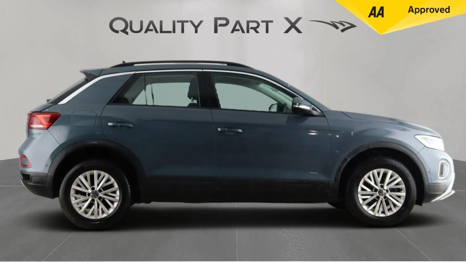 Used Volkswagen T-Roc 2024 for sale - 77586572: Photo 8