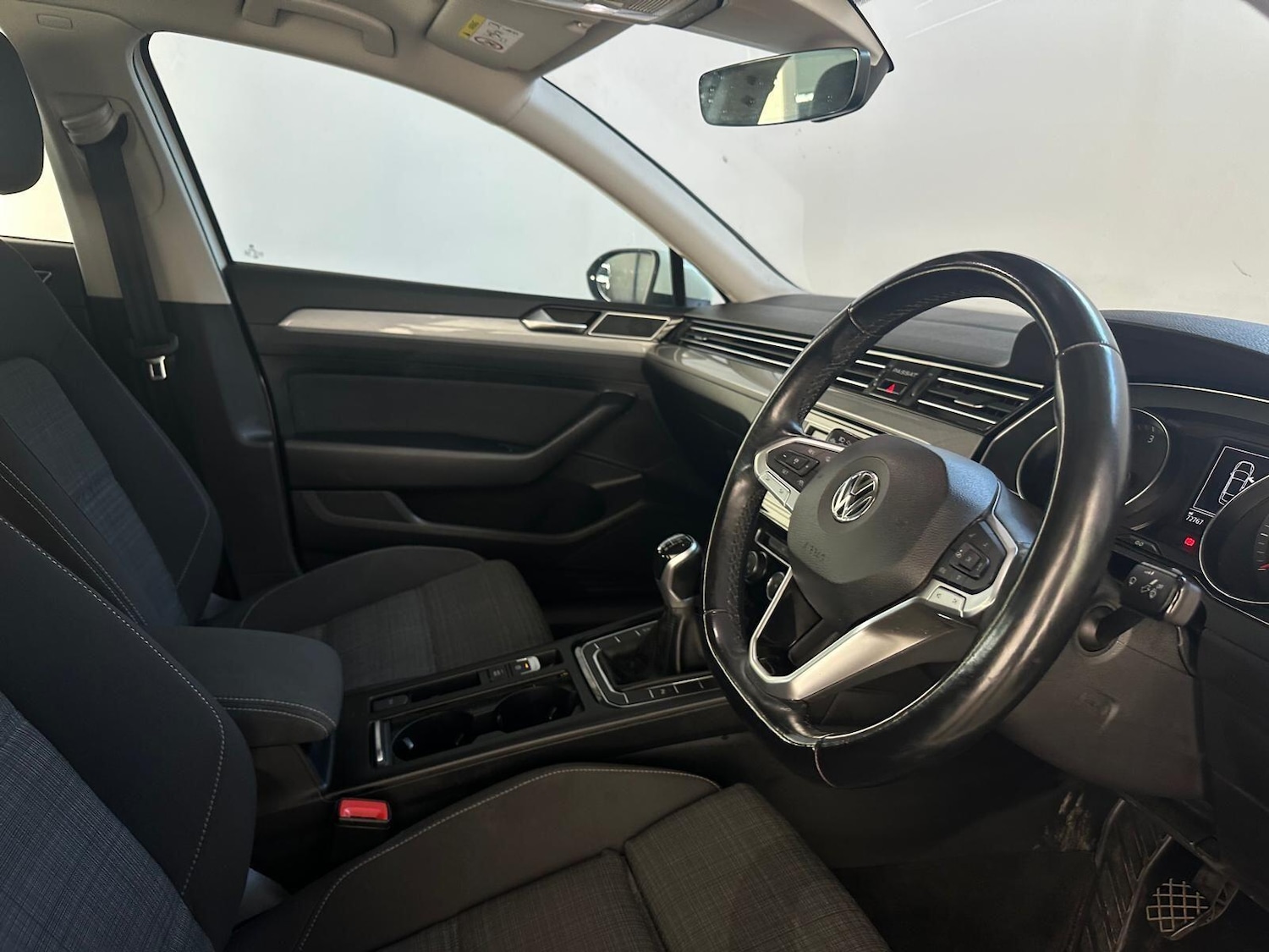 Used Volkswagen Passat 2019 for sale - 75915954: Photo 14