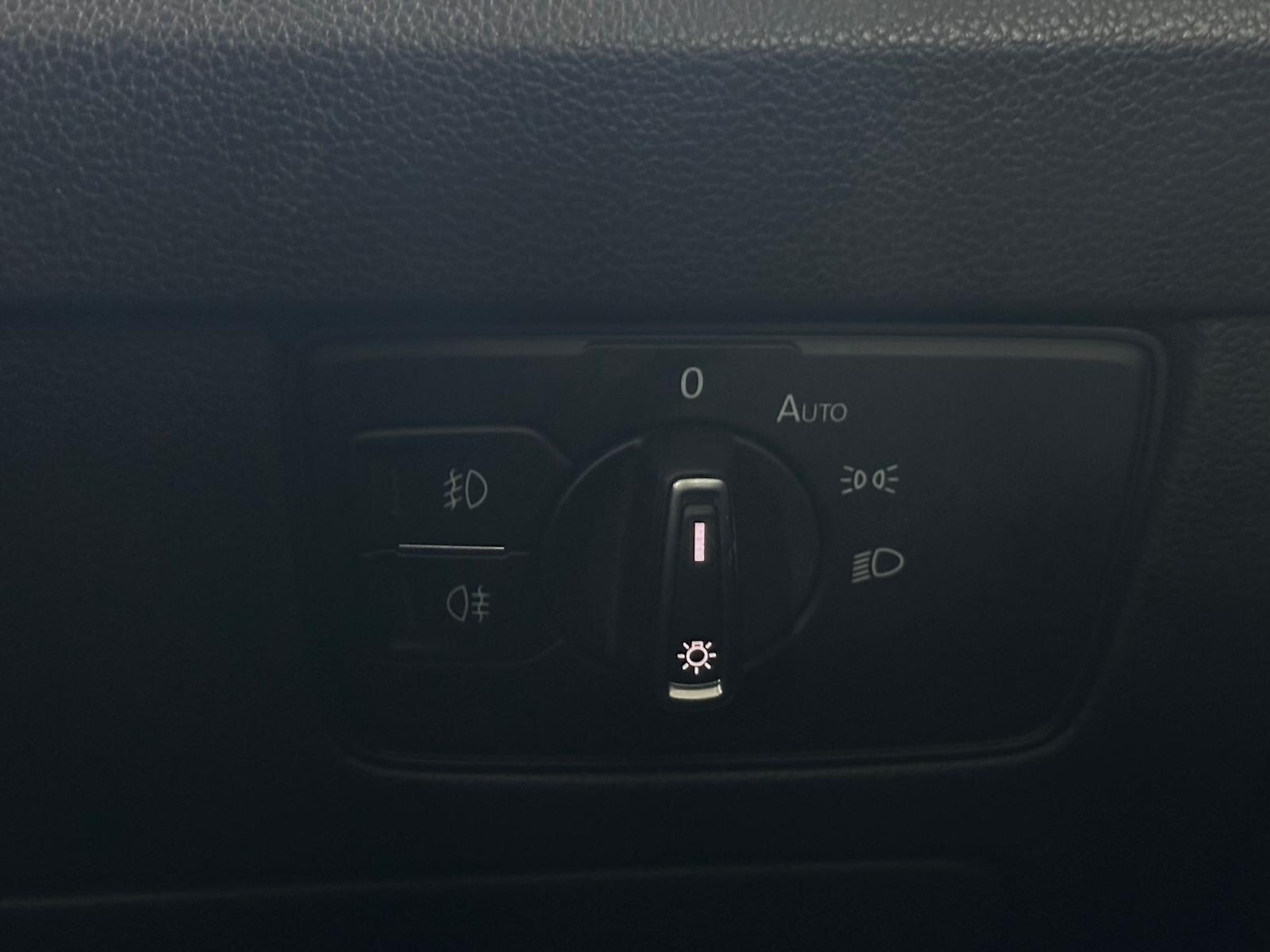 Used Volkswagen Passat 2019 for sale - 75915954: Photo 24