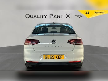 Used Volkswagen Passat 2019 for sale - 75915954: Photo